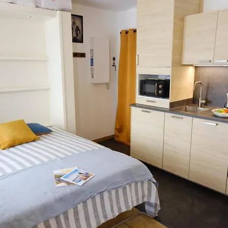 With Balcony 50 M From The *